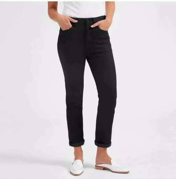Everlane The Modern Boyfriend Jean in Black - Picture 1 of 3